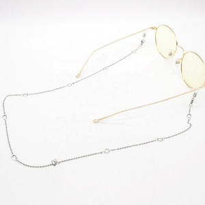 Commercio all'ingrosso <span class=keywords><strong>catena</strong></span> in acciaio inox collana in acciaio Al Titanio a forma di cuore <span class=keywords><strong>catena</strong></span> di <span class=keywords><strong>occhiali</strong></span> <span class=keywords><strong>occhiali</strong></span> da sole <span class=keywords><strong>occhiali</strong></span> strap <span class=keywords><strong>occhiali</strong></span> <span class=keywords><strong>catena</strong></span> - Product Image 5