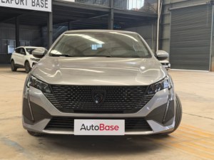 <span class=keywords><strong>Peugeot</strong></span> 508L Usata Modello <span class=keywords><strong>2023</strong></span> 400THP 4 Porte 5 Posti Veicolo a Benzina di Medie Dimensioni con Tetto Panoramico - Product Image 2