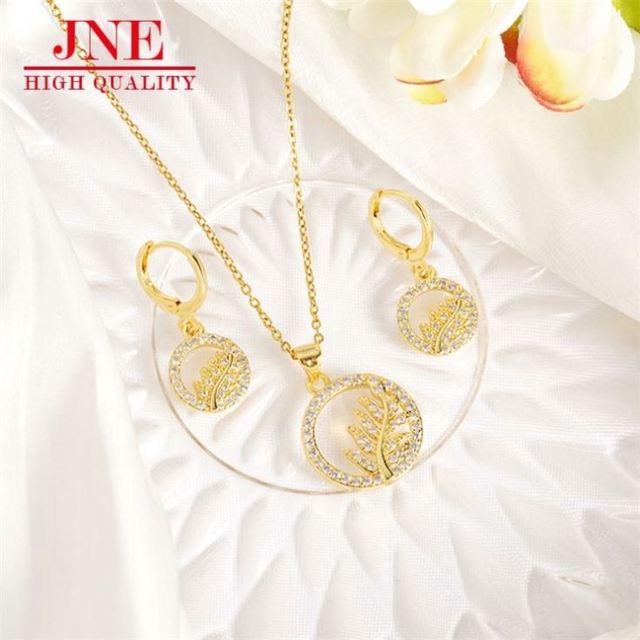 New Micro-inlaid Leaves Smart Necklace Earrings Female Simple and Light Luxury Design Sense Choker Jewelry Suit Ear Rings