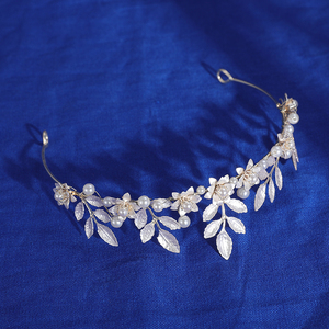 Mode fait à la main mariée chapeaux accessoires métal feuille <span class=keywords><strong>fleur</strong></span> bal princesse <span class=keywords><strong>demoiselle</strong></span> <span class=keywords><strong>d</strong></span>'<span class=keywords><strong>honneur</strong></span> cadeau mariage diadème <span class=keywords><strong>couronne</strong></span> - Product Image 3