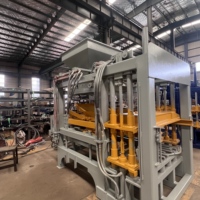 Machine hydraulique pour blocs creux QT8-15, fabriquée en Chine, pour la production de briques en béton et de pavés