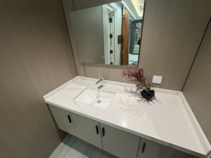 Conteneur modulaire en acier de 40 pieds inspiré des capsules spatiales Petite salle des capsules Maison <span class=keywords><strong>mobile</strong></span> préfabriquée pour bureau Appartement chinois - Product Image 5
