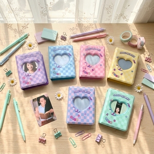 Mini Album Fotografico Ecologico in Silicone PVC con Logo Personalizzato, Portachiavi per Photocard Kpop da 2/3 Pollici a Forma di <span class=keywords><strong>Cuore</strong></span> Cavo - Product Image 1