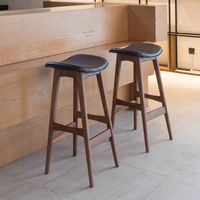 Tabouret de bar moderne en bois massif, style nordique minimaliste, chaise de bar design pour la maison, l'îlot de cuisine et la salle à manger