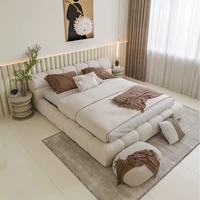 Lit Moderne en Tissu Blanc Capitonnée Style Nordique Italien, Nouveau Design, Cadre de Lit Double en Bois, Plateforme King Size pour Chambre à Coucher