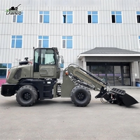 Ücretsiz Kargo Teleskopik Yükleyici LAWNIO 1500kg Anma Yük Kapasitesi Yüksek Yükleme Tekerlekli Yükleyici için Hızlı Ataşman Değiştirme