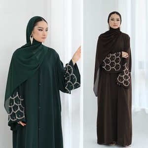 عباية Mexizo دبي 2025، عباية إسلامية عصرية بتصميم من الشرق الأوسط والخليج العربي، فستان نسائي إسلامي مفتوح من الأمام ومطرز - Product Image 1