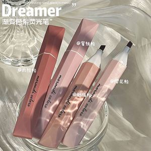 Lot de 4 surligneurs dégradés à pointe oblique, stylo de gribouillage pour le soin des yeux, 3 couleurs aléatoires, marqueurs pour étudiants - Product Image 2