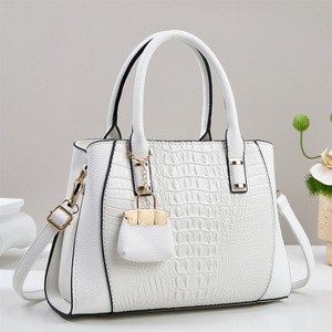 Bolso de mano con estampado de cocodrilo, bolso cruzado de gran capacidad para mujer, bolso de hombro informal para ir al trabajo, tamaño mediano, color burdeos - Product Image 3