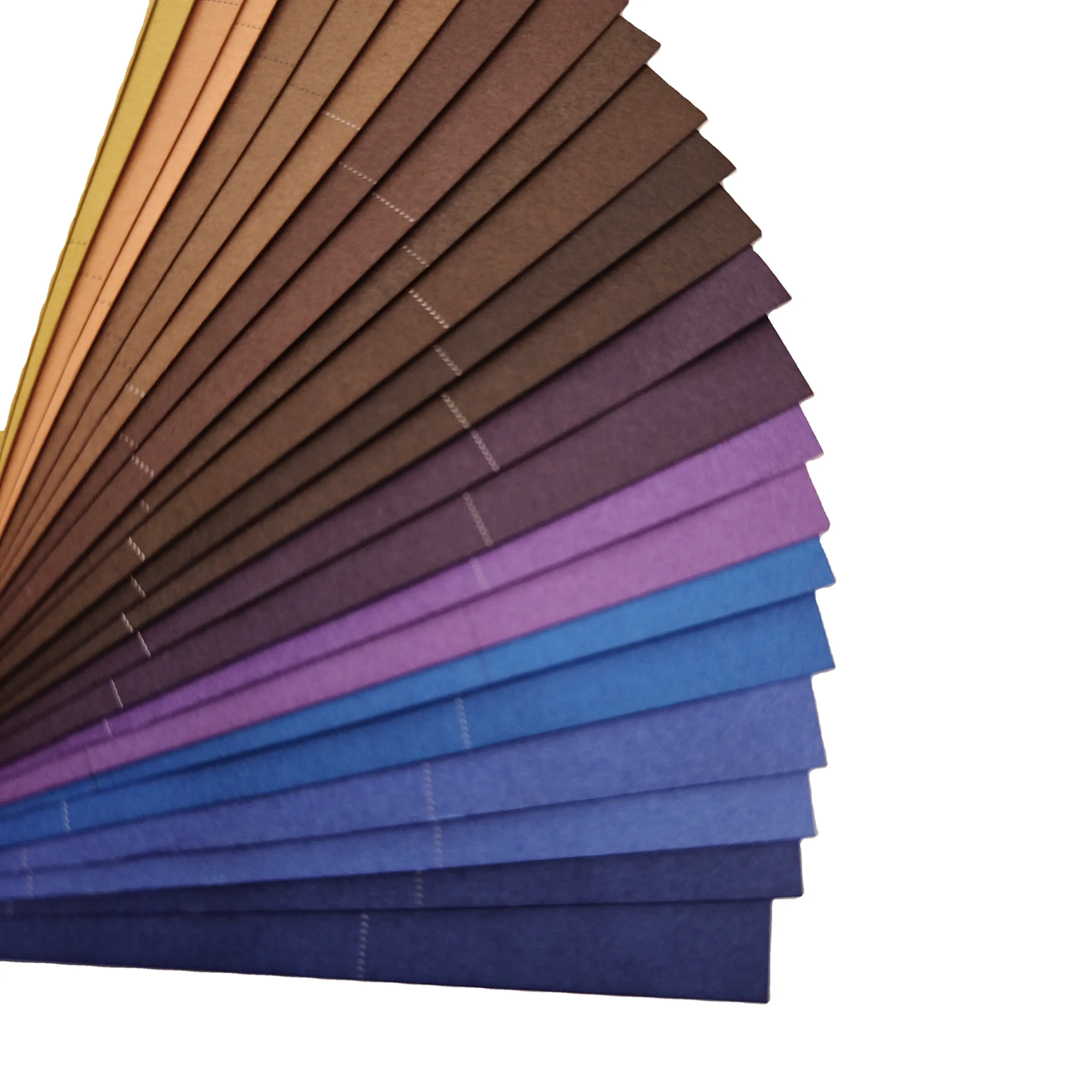 El papel de color de pulpa de madera de alta calidad es respetuoso con el medio ambiente, y se puede reciclar papel de regalo profesional de 118g y 256G