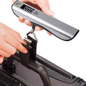 Báscula Digital Portátil para Equipaje J&R de 50 kg, de Acero Inoxidable, con Cinta Métrica - Product Image 5