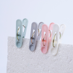 <span class=keywords><strong>Épingle</strong></span>s en plastique quatre couleurs pour vêtements <span class=keywords><strong>Petite</strong></span> pince pour vêtements Séchage des sous-vêtements Tissu Couleurs mélangées avec sacs - Product Image 5