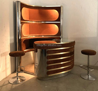Armoire à vin d'angle design italien Ensemble tabouret de bar haut de gamme en daim Art Bar Hôtel de luxe Villa Family Art Armoire haute