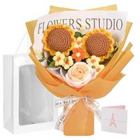Bouquet de fleurs en fil tricoté avec tournesols réalistes et fleurs séchées, fait main, cadeau pour la fête des mères, vente en gros