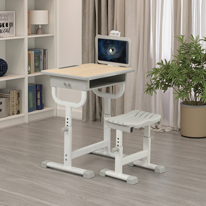 Ensemble de chaises de bureau pour enfants écologiques Mobilier scolaire économique et ergonomique en plastique Tabouret et table durables pour l'école - Product Image 3
