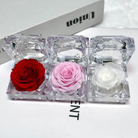 Boîte à bague avec rose éternelle en acrylique, mini décoration d'intérieur, cadeau romantique pour demande en mariage pour femme