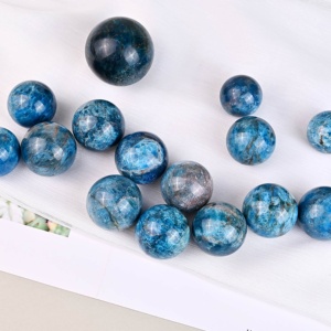 Sfera di Apatite <span class=keywords><strong>blu</strong></span> lucida di cristallo curativo naturale di alta qualità per la decorazione del regalo - Product Image 2