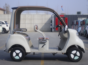 HT M1 Nuovo Triciclo Taxi <span class=keywords><strong>Elettrico</strong></span> a 3 Ruote per Trasporto Passeggeri, Scooter Chiuso Tipo Slingshot, 4 Posti, 3.5KW AC - Product Image 6