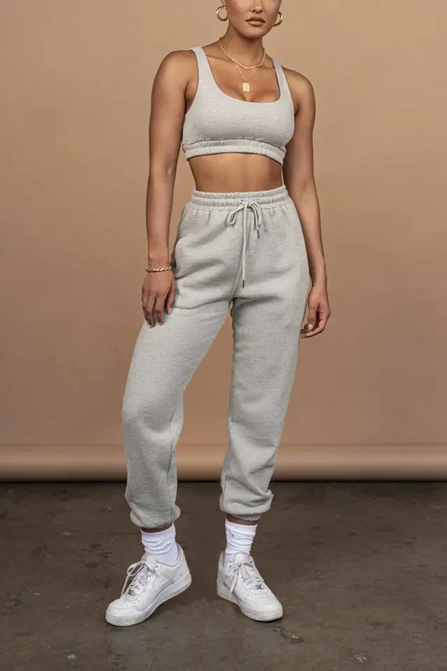 Logo personnalisé de haute qualité, joggers 2 pièces, haut court et pantalon de survêtement, ensemble deux pièces pour femmes, ensemble 2 pièces d'entraînement pour femmes