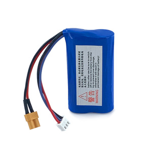 Batterie lithium-ion 7.4V 18650 pour voitures RC, jouets, véhicules télécommandés, batterie de charge - Product Image 1