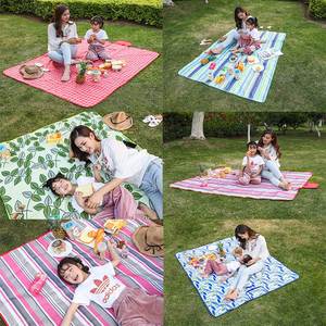 Couverture de pique-nique d'extérieur personnalisée, grande taille 80x60 pouces, pliable, imperméable, pour la plage, le camping, les voyages et les concerts - Product Image 2