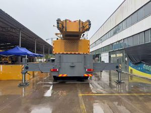 Grue mobile sur camion Sany STC2000C8-8 de 200 tonnes d'occasion en bon état, prix avantageux, vente chaude à Dubaï - Product Image 4