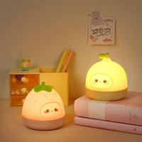 Peervormig nachtlampje Leuke cartoon-sconce USB oplaadbare sfeerlamp Draadloos draagbaar ornament Nachtkastje Slaaplampje