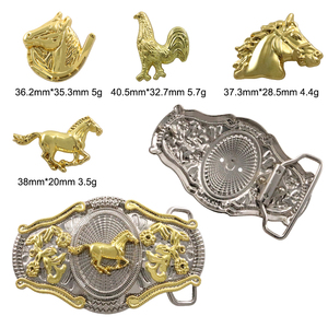<span class=keywords><strong>Hebillas</strong></span> de cinturón personalizadas con logo 3D de metal de aleación de zinc, diseño de gallo dorado y cabeza de toro estilo vaquero del oeste, para hombre - Product Image 3