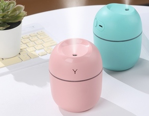 Humidificador de Escritorio USB Portátil de 220 ml, Luces de Colores, Ultrasónico, Bajo Ruido, Plástico, Aromaterapia para el Hogar, para Uso en el Automóvil y en el Hogar - Product Image 5