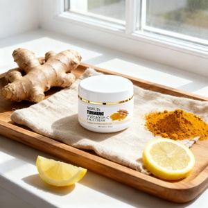 <span class=keywords><strong>Crema</strong></span> Facial Orgánica de Cúrcuma con Vitamina C, B5, <span class=keywords><strong>Aloe</strong></span> <span class=keywords><strong>Vera</strong></span>, Niacinamida y Vitamina E para Blanquear, Antiacné, Aclarar la Piel, Venta al por Mayor - Product Image 6