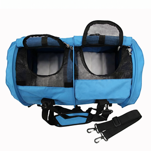 Transporteur de voyage portable avec clips de sécurité souples à hauteur flexible et sangles de ceinture de sécurité étanches pour chats et chiens - Product Image 1