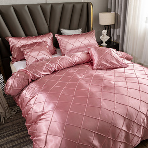 Set di Biancheria da Letto <span class=keywords><strong>in</strong></span> Raso di <span class=keywords><strong>Seta</strong></span> di Lusso, <span class=keywords><strong>Copripiumino</strong></span> e Lenzuola <span class=keywords><strong>in</strong></span> Tinta Unita, Set da 4 Pezzi - Product Image 3