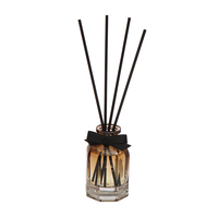 Diffuseur d'arômes en verre de luxe avec logo personnalisé haut de gamme avec bâtons de fibre Ensembles de diffuseurs de roseaux de chambre fantaisie pour cadeau