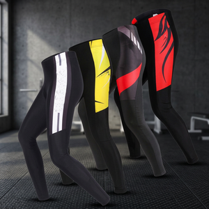 Mallas de Ciclismo de lujo con bolsillos Pantalones cortos de chándal con relleno de gel - Product Image 3