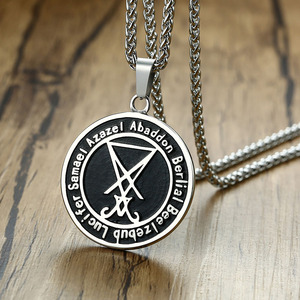 Antiguo plateado Rojo Negro esmalte redondo satánico Lucifer Sigil símbolo moneda colgante collar Vintage joyería de acero inoxidable - Product Image 1