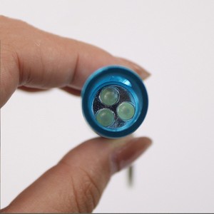 Abrebotellas multifunción Linterna LED Mini luz LED Regalo impreso LOGO - Product Image 2