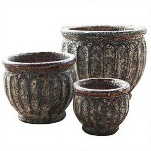 Jardinières en céramique écologiques modernes avec trou de drainage, légères et durables, décoration pour la maison et le jardin, en provenance du Vietnam - Product Image 1