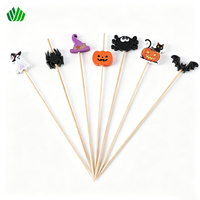Halloween-feestdecoratie Bamboeprikkers Spook Heks Pompoen Zwarte Kat Kasteel Cupcake Topper Decoratieve Fruit Tandenstokers