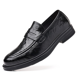 Mocassins en cuir véritable pour hommes, bout rond, à enfiler, semelle extérieure en caoutchouc, toutes saisons, chaussures décontractées et habillées - Product Image 5
