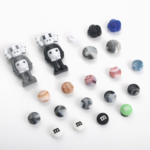 Vente à chaud de chaussures tendances Accessoires en alliage ABS PVC Boucle de chaussure Vente en gros Enfants Sabot Chaussure Décorative - Product Image 2