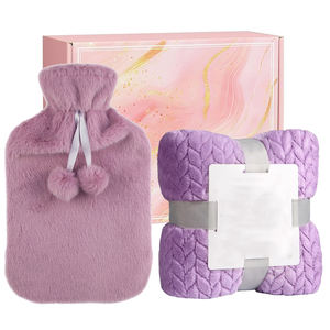 Nouveaux produits Reusaber sac à eau chaude en caoutchouc 2000ml avec couvertures souples et couvertures moelleuses boîte en gros cadeau - Product Image 2