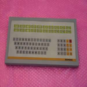 قطعة واحدة جديدة تمامًا من لوحة مفاتيح ديموس-فا الأصلية نوع 762 21 547 F. رقم. 794168 067 E-stand a 01 وحدة تحكم منطقية قابلة للبرمجة للأتمتة الصناعية - Product Image 1