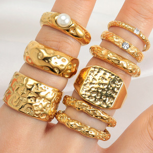 Joyería de alta calidad al por mayor <span class=keywords><strong>Punk</strong></span> Chunky banda gruesa anillo de acero inoxidable 18K oro impermeable Banda ancha martillado anillo de sello - Product Image 2