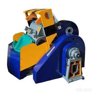 Machine de dé<span class=keywords><strong>coupe</strong></span> et de pliage pour la protection des cadres en tissu, du papier kraft et du carton, avec fonction de dé<span class=keywords><strong>coupe</strong></span> kiss-cut - Product Image 1