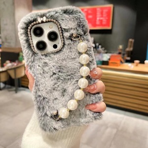 2023 nueva funda de teléfono de felpa <span class=keywords><strong>Applin</strong></span> de Color sólido de lujo con pulsera de perlas para mujer y niñas para iPhone 12 13 14 15 pro Max - Product Image 5
