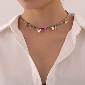 Pendentif papillon en alliage de mode de bijoux transfrontaliers européens et américains pour les femmes élégantes perles colorées simples faites à la main - Product Image 1