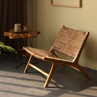 Chaise de loisirs d'extérieur moderne en bois massif avec tressage en rotin, écologique et durable, pour la maison, le bureau et l'hôtel