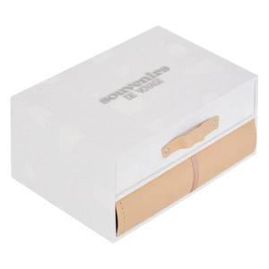 Caja para álbum de 80 fotos, 18.5x13cm, altura 8.8cm, beige - Product Image 1