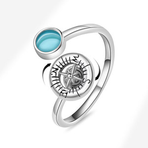 Anillo Giratorio con Brújula, Ajustable, con Circonita, Bañado en Oro Blanco sobre Cobre, Antiestrés, Nueva Joyería 2026 para Hombre - Product Image 1