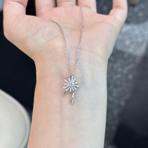 Collier en argent sterling S925 avec pendentif en forme de flocon de neige scintillant et perle, chaîne longue délicate pour clavicule, motif géométrique bleu et blanc givré - Product Image 5